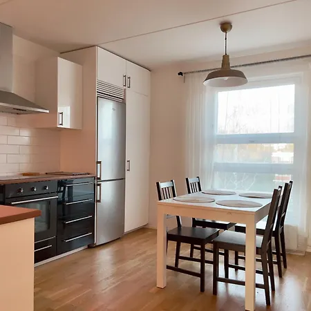Spacious Modern Helsinki إسبو